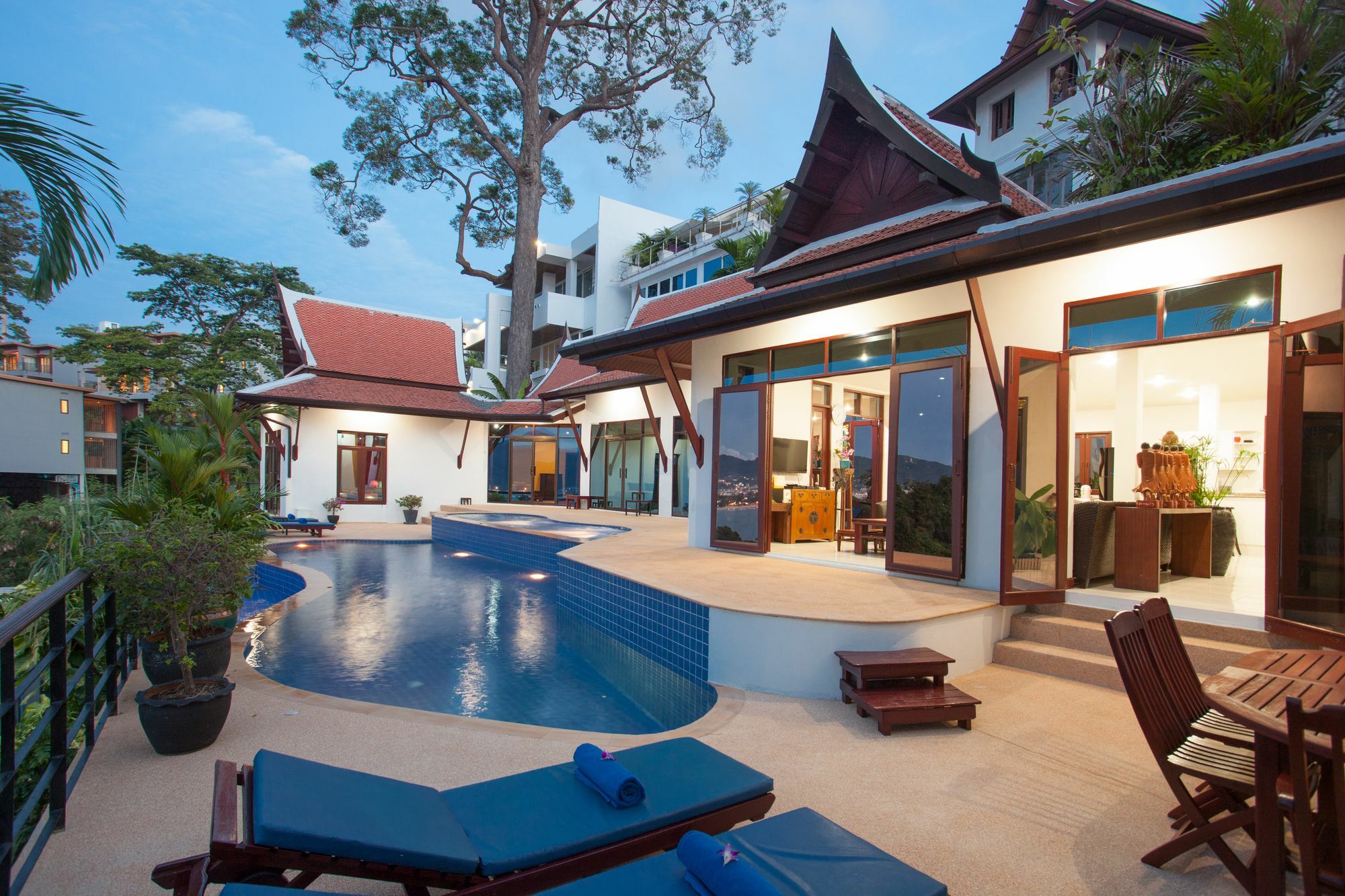 Adent View Villa Patong Exterior foto